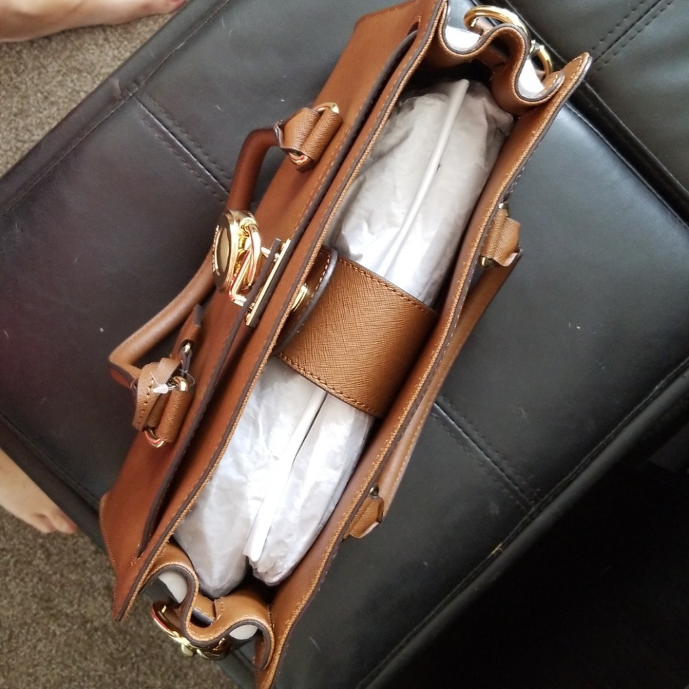 Michael Kors Hamilton  Satchel - NWT Brown W/Gold - Picture 5 of 6